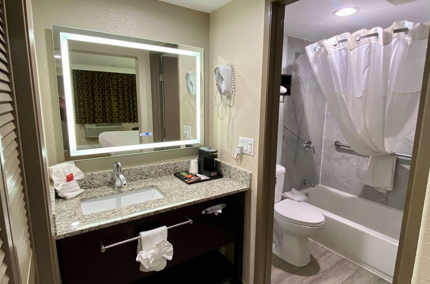 Surestay Hotel By Best Western Santa Cruz Extérieur photo
