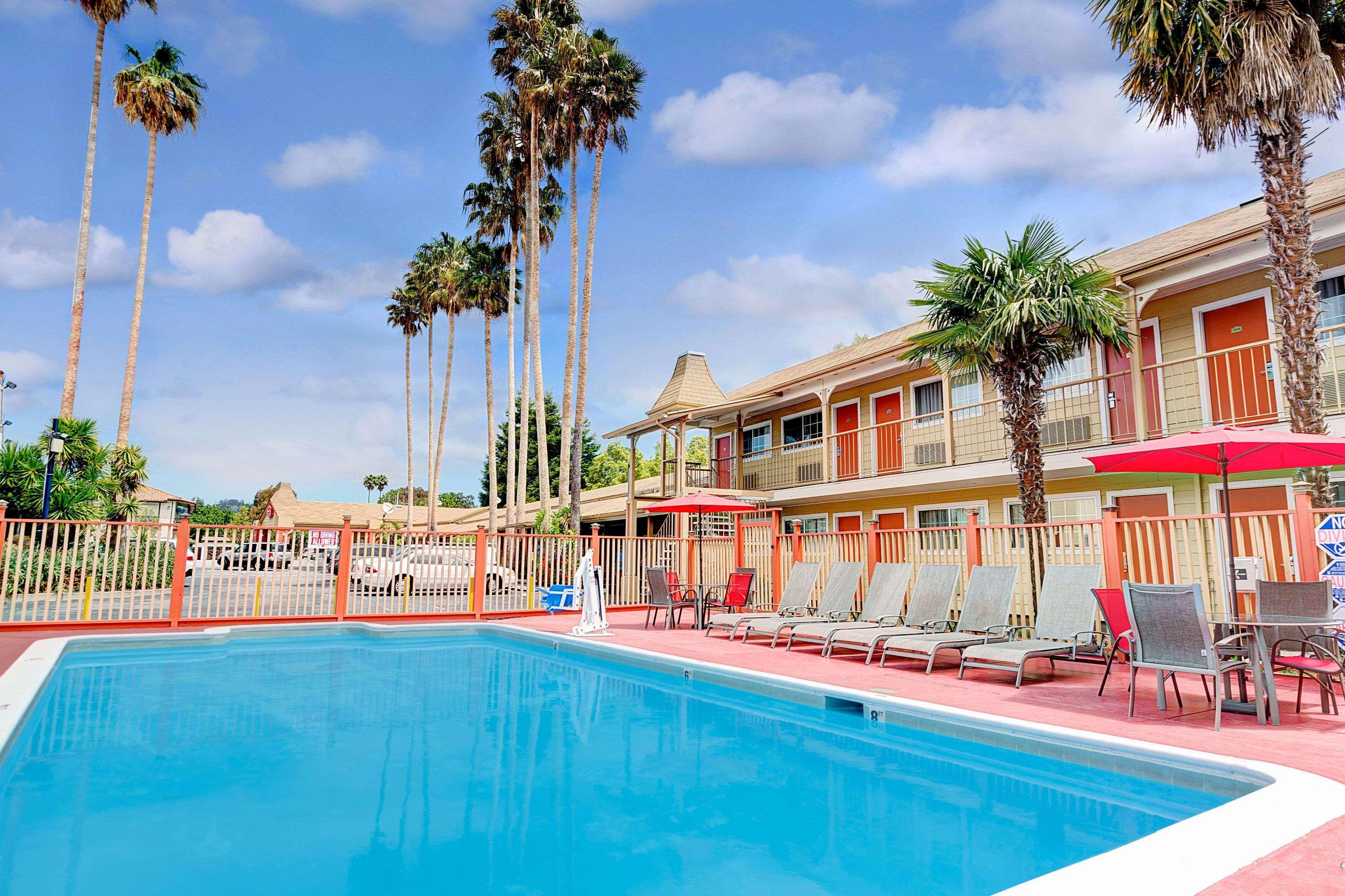 Surestay Hotel By Best Western Santa Cruz Extérieur photo
